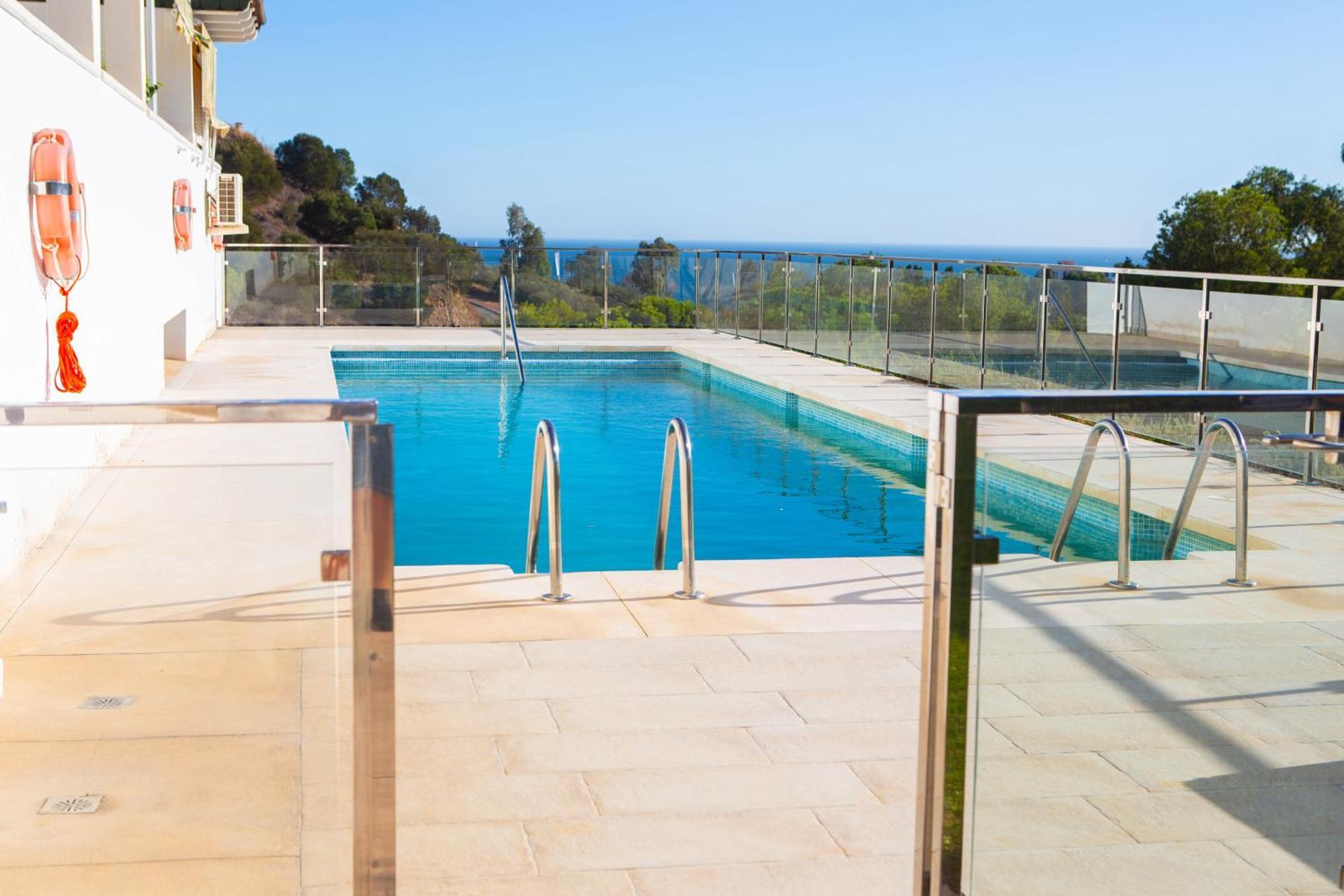 Benalhome - Tu Hogar Con Terraza Y Ducha Exterior Benalmádena Buitenkant foto