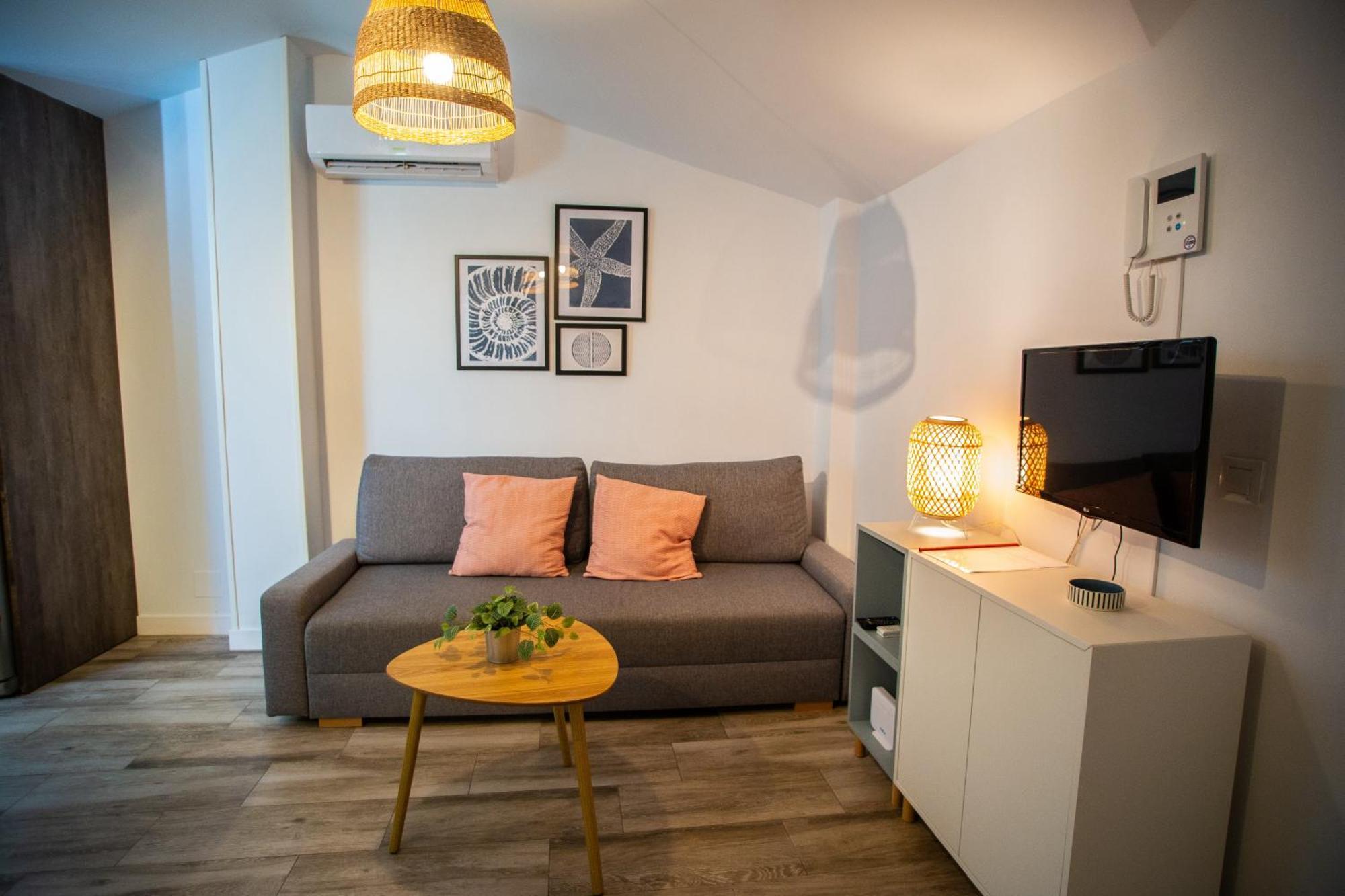 Benalhome - Tu Hogar Con Terraza Y Ducha Exterior Benalmádena Buitenkant foto